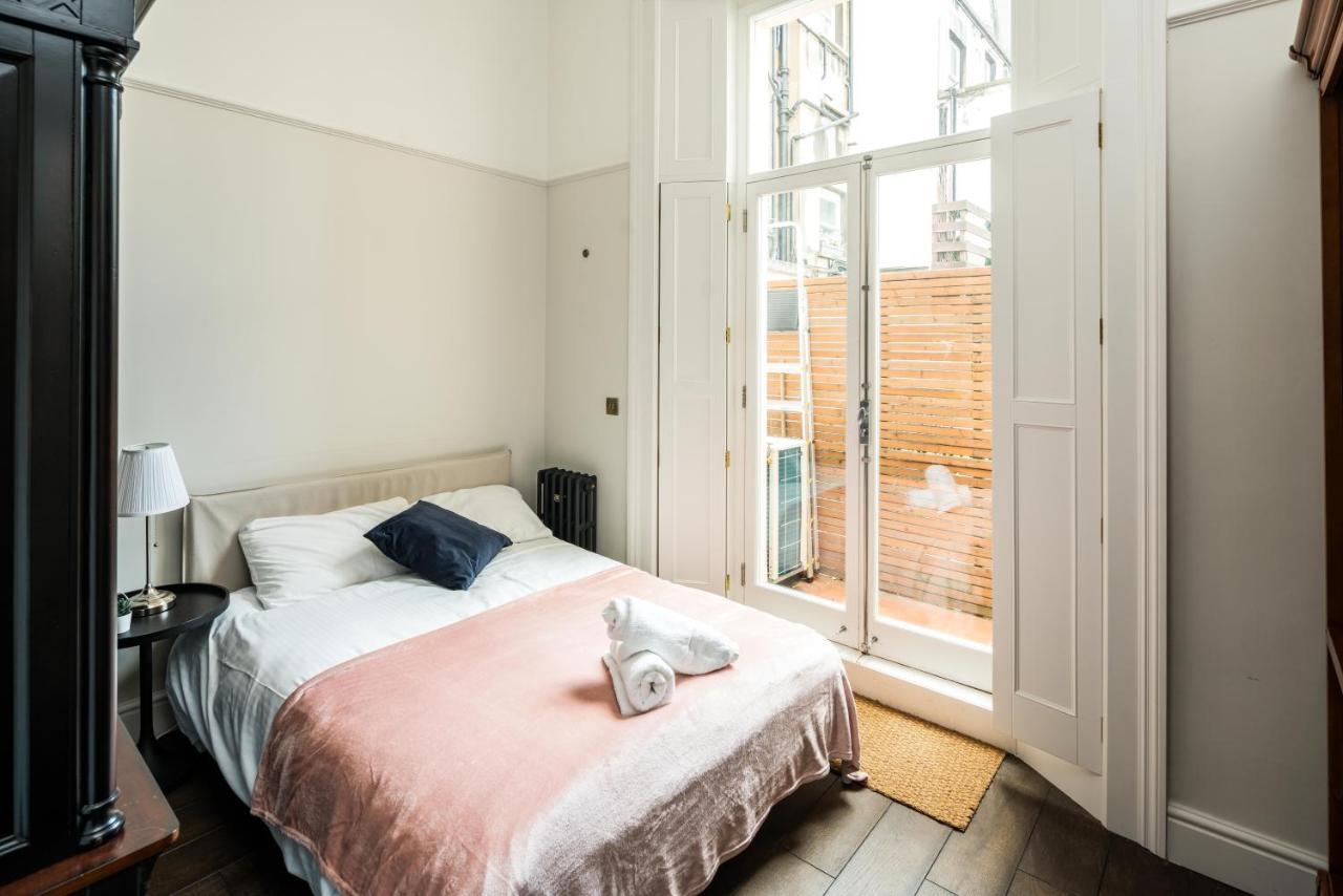 4 Bedroom House Up To 10 People At Heart Of Kensington And Chelsea ลอนดอน ภายนอก รูปภาพ