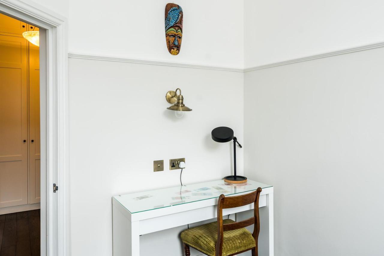 4 Bedroom House Up To 10 People At Heart Of Kensington And Chelsea ลอนดอน ภายนอก รูปภาพ