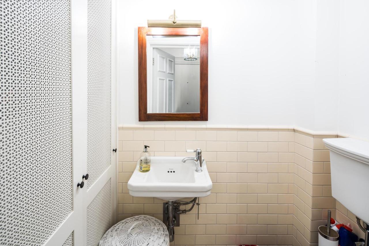 4 Bedroom House Up To 10 People At Heart Of Kensington And Chelsea ลอนดอน ภายนอก รูปภาพ