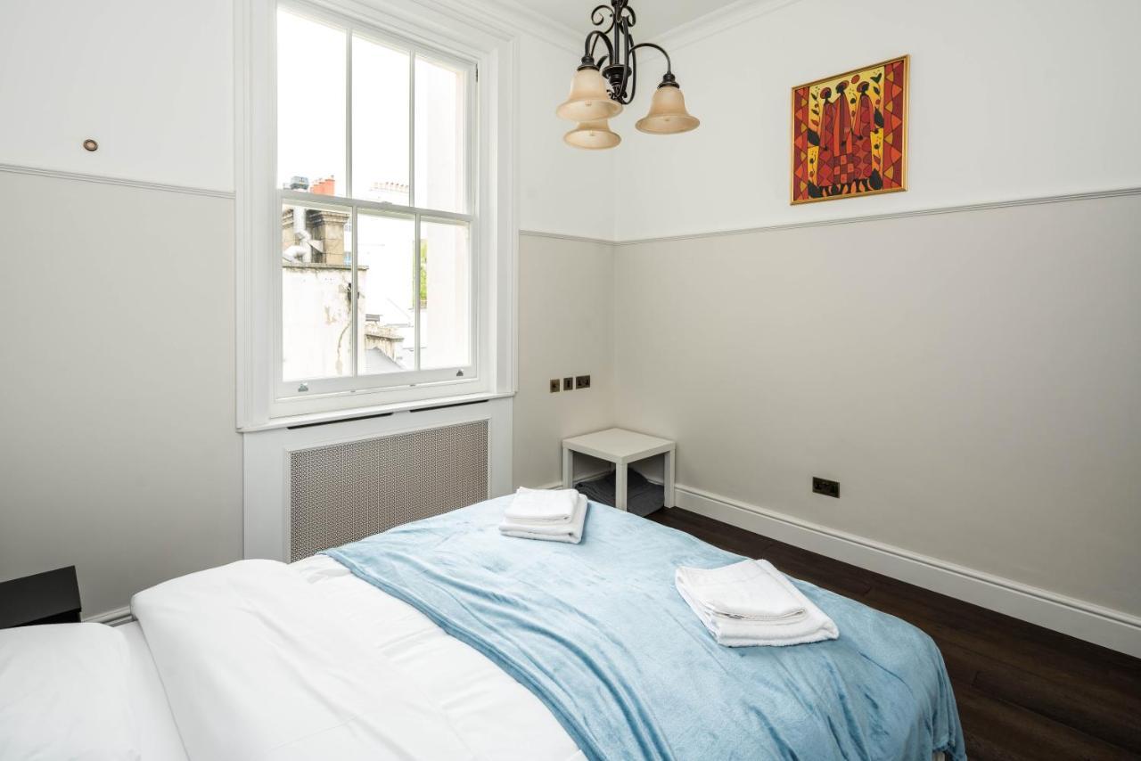 4 Bedroom House Up To 10 People At Heart Of Kensington And Chelsea ลอนดอน ภายนอก รูปภาพ